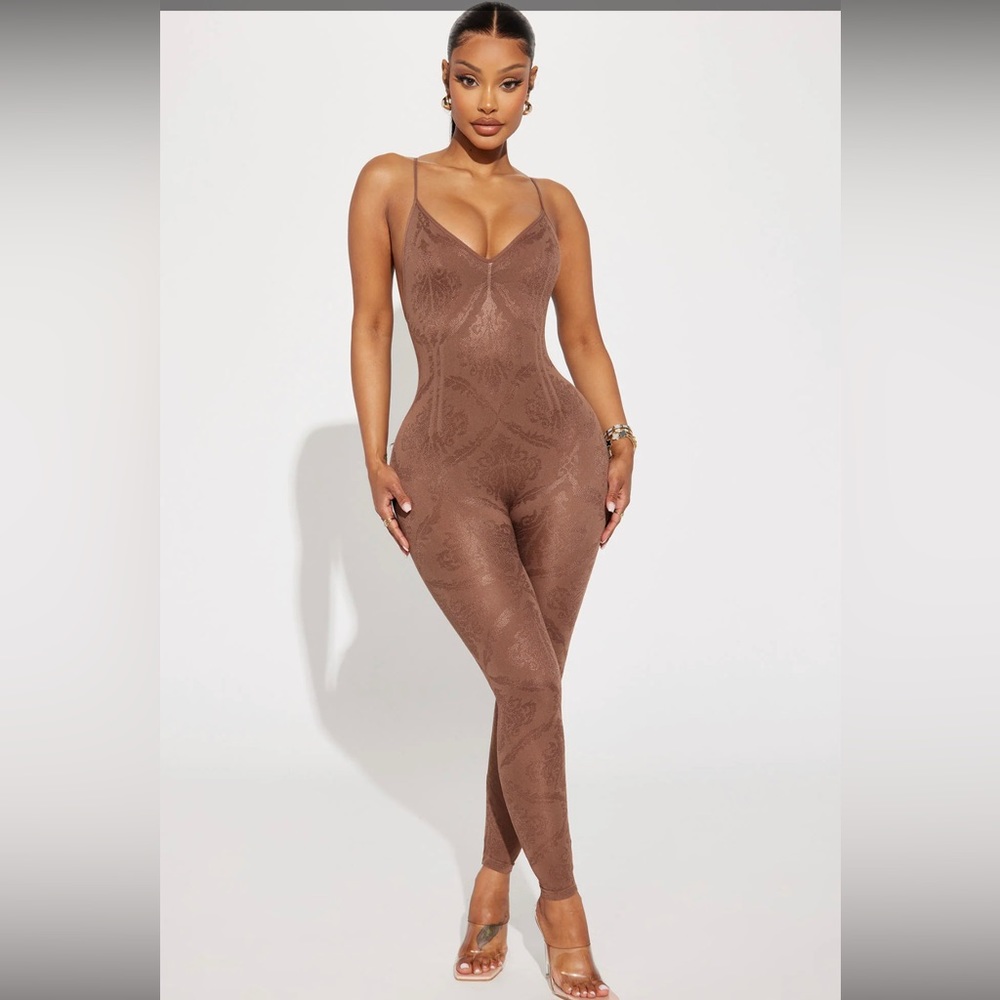Fashion nova brown seamless jumpsuit - S/M brand new w/ tags